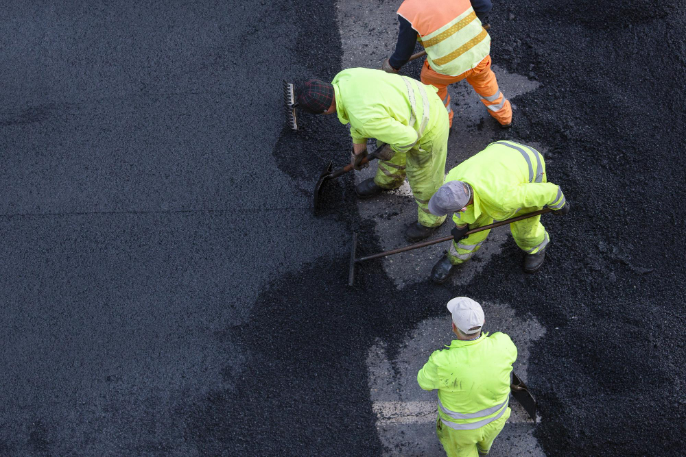 Why Hiring a Professional Asphalt Contractor is the Best Choice