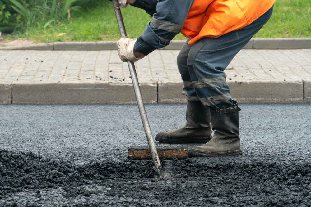 The Essential Guide to Smooth Asphalt Paving